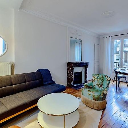 Charmant Appartement Au Coeur De ปารีส ภายนอก รูปภาพ